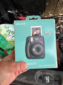 Macchina fotografica istantanea FUJIFILM INS MINI