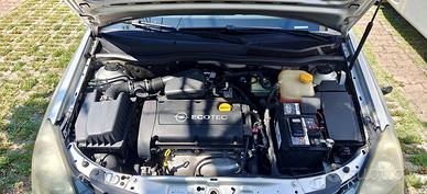 Opel Astra SW 2006 Benzina - Perfetta per famiglia