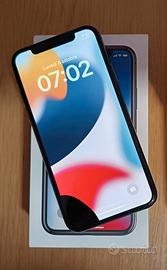IPhone X con macchia sul display funzionante