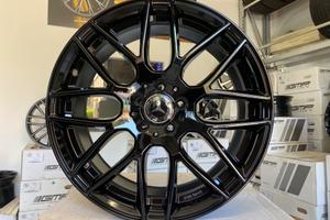 Cerchi Mercedes raggio 19 NUOVI cod.87432