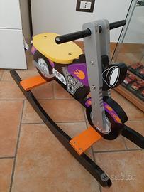 Moto a Dondolo di legno