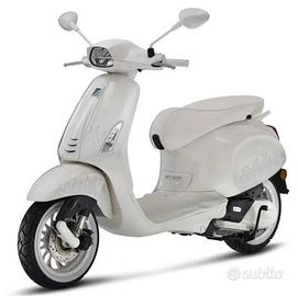 Vespa 50 Sprint Justin Bieber - Promo fine anno