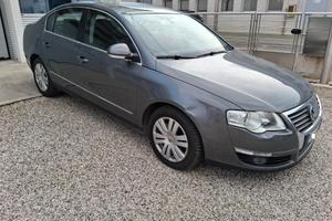 VOLKSWAGEN PASSAT 2.0 TDI DPF HIGHLINE UNICO PROPR