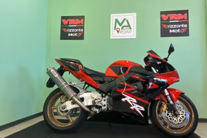 Honda CBR 900 RR Fireblade TUA CON FORMULA 50% 210