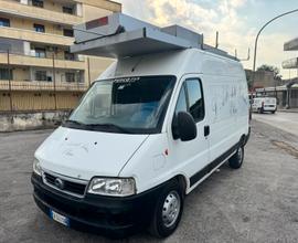 Fiat Ducato autonegozio con tenta automatica