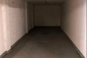 Box singolo grande -carono p.lla va - iv novembre