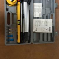 LIVELLA LASER CON TREPPIEDE