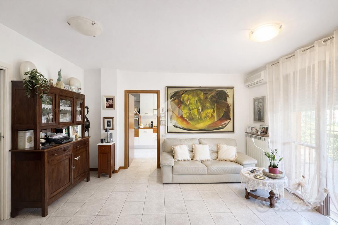 Apartment in Pontedera, Oltrera, Le Cantine - Vista 3