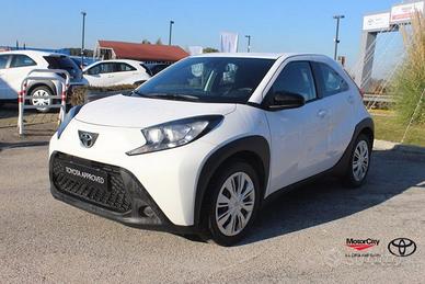 Toyota Aygo X 1.0 VVT-i 72 CV 5 porte Active ...