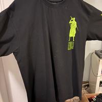 maglia di one piece x pull e bear