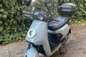 Scooter elettrico NIU