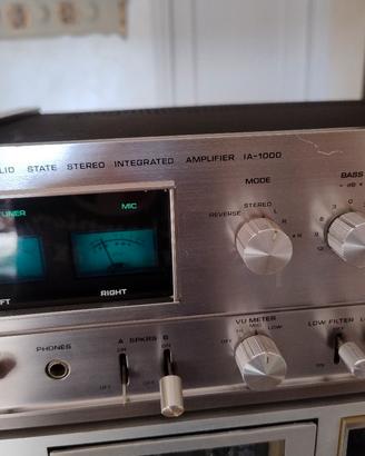 Amplificatore Hitachi.