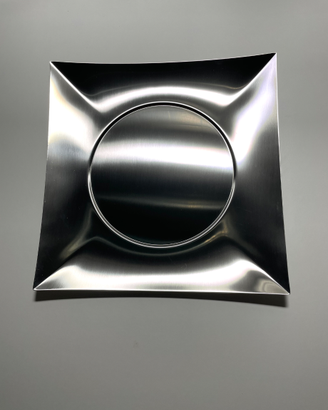 Linea Q Sambonet piatto da presentazione 28x28