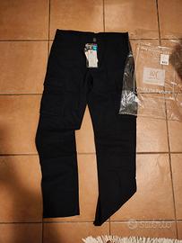 pantaloni cargo 