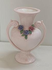 anfora vaso fiori a rilievo con firma