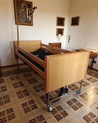 Letto da degenza materasso antidecubito