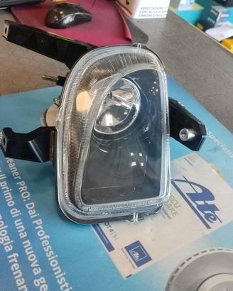 Stock 50 pezzi fanali fendinebbia grande punto