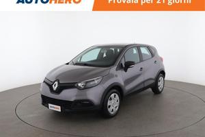RENAULT Captur HB72889