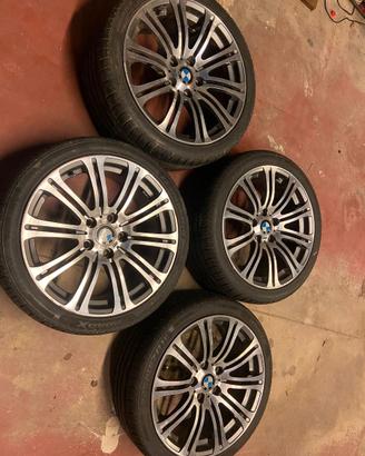 Cerchi 18 replica bmw +gomme