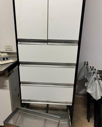 Cassettiera in acciaio inox – Struttura modulare