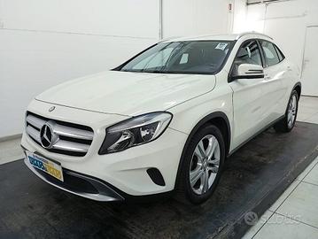 MERCEDES-BENZ GLA 200 200 d (cdi) Sport 4matic a