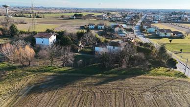 PAGNACCO: terreno edificabile adatto villette