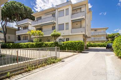 3 LOCALI A TORTORETO