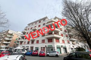 3 LOCALI A ROMA