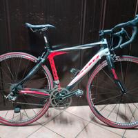 Bici da corsa carbonio