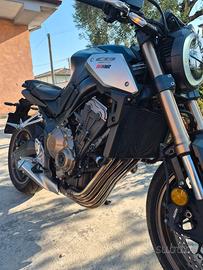 HONDA CB 650 R