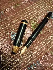 Montblanc limited edition Voltaire fountain pen