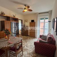 TRILOCALE DA PERSONALIZZARE !!