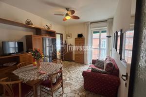 TRILOCALE DA PERSONALIZZARE !!