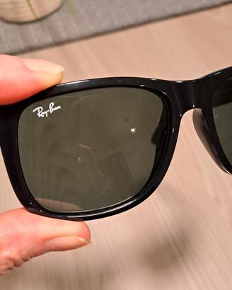 Occhiali da sole Rayban modello Justin