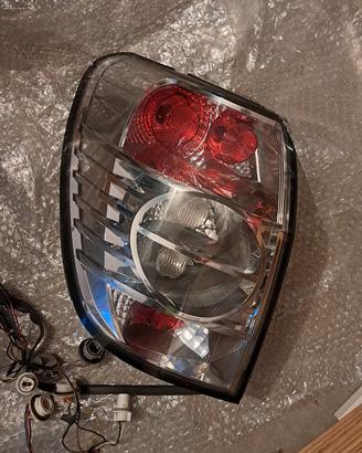 fanale posteriore sinistro Chevrolet Captiva