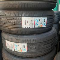 4 gomme nuove 215/60/16 nitto