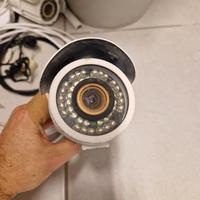 kit nvr e telecamere 