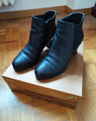 Scarpe donna pelle nera tg 37
