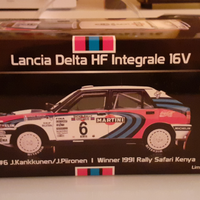 Lancia Delta integrale 16v Martini 1/18 Safari
