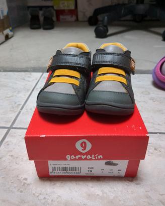 scarpe bambino n. 19