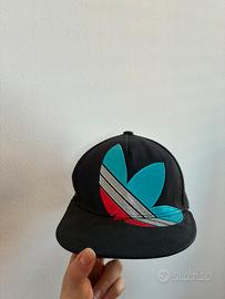Cappello con Tesa Adidas