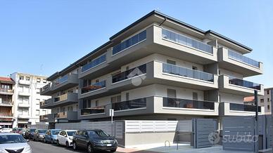 3 LOCALI A SAN GIULIANO MILANESE
