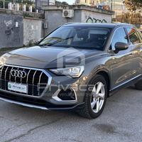 AUDI Q3 35 TDI S tronic Business Advanced