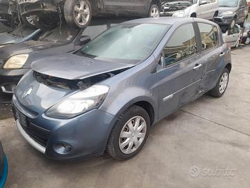 RENAULT CLIO 2009