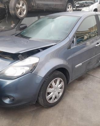 RENAULT CLIO 2009