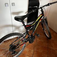 Bicicletta Mountain Bike 24”