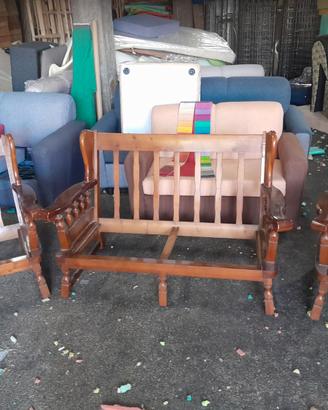Divani  tris legno rustici colore a scelta