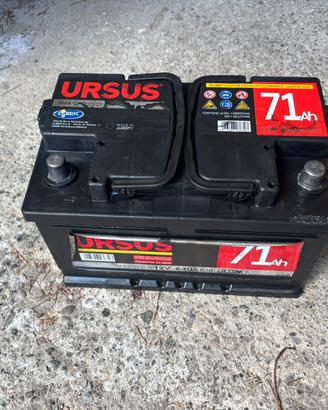 Batteria auto 71 AH