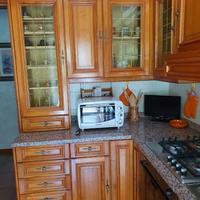 Cucina ad angolo in legno rovere