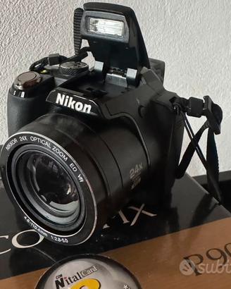 Macchina fotografica bridge